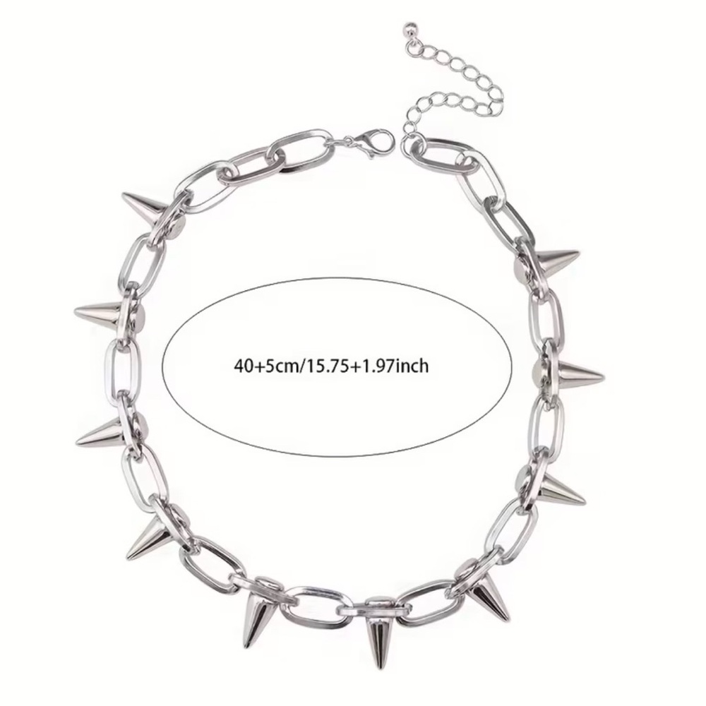 ⭐️ Silver Spike Choker Necklace - Picture 3 of 4